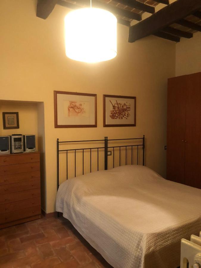 Casa Di Silvia Apartment ชิตตา ดิ กัสเตลโล ภายนอก รูปภาพ