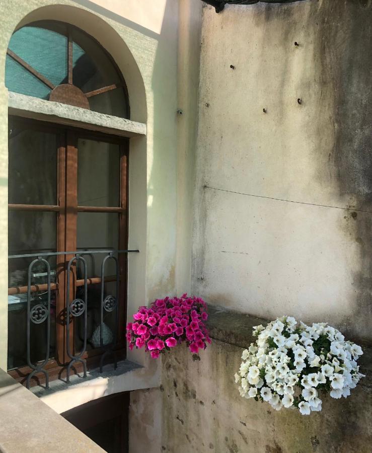 Casa Di Silvia Apartment ชิตตา ดิ กัสเตลโล ภายนอก รูปภาพ