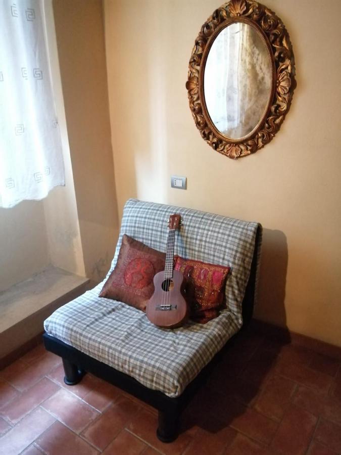 Casa Di Silvia Apartment ชิตตา ดิ กัสเตลโล ภายนอก รูปภาพ
